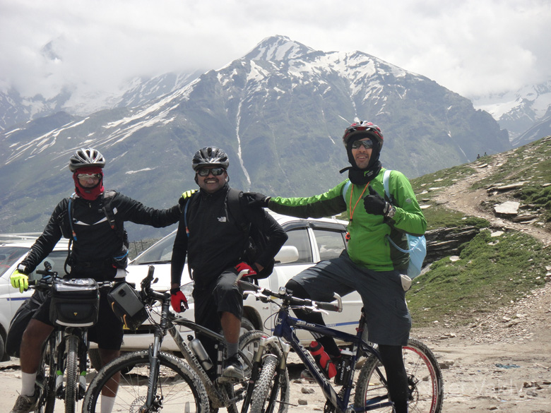 Cycling Manali to Leh