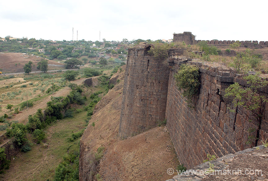 Naldurg Fort