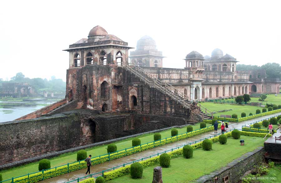 MANDU in the RAINS